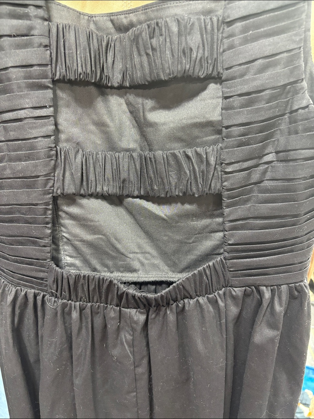 NWOT H&M PINTUCK-DETAIL DRESS - Picture 3 of 4